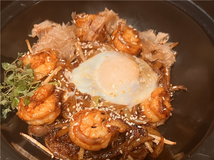 clay pot rice pin noodles with prawns